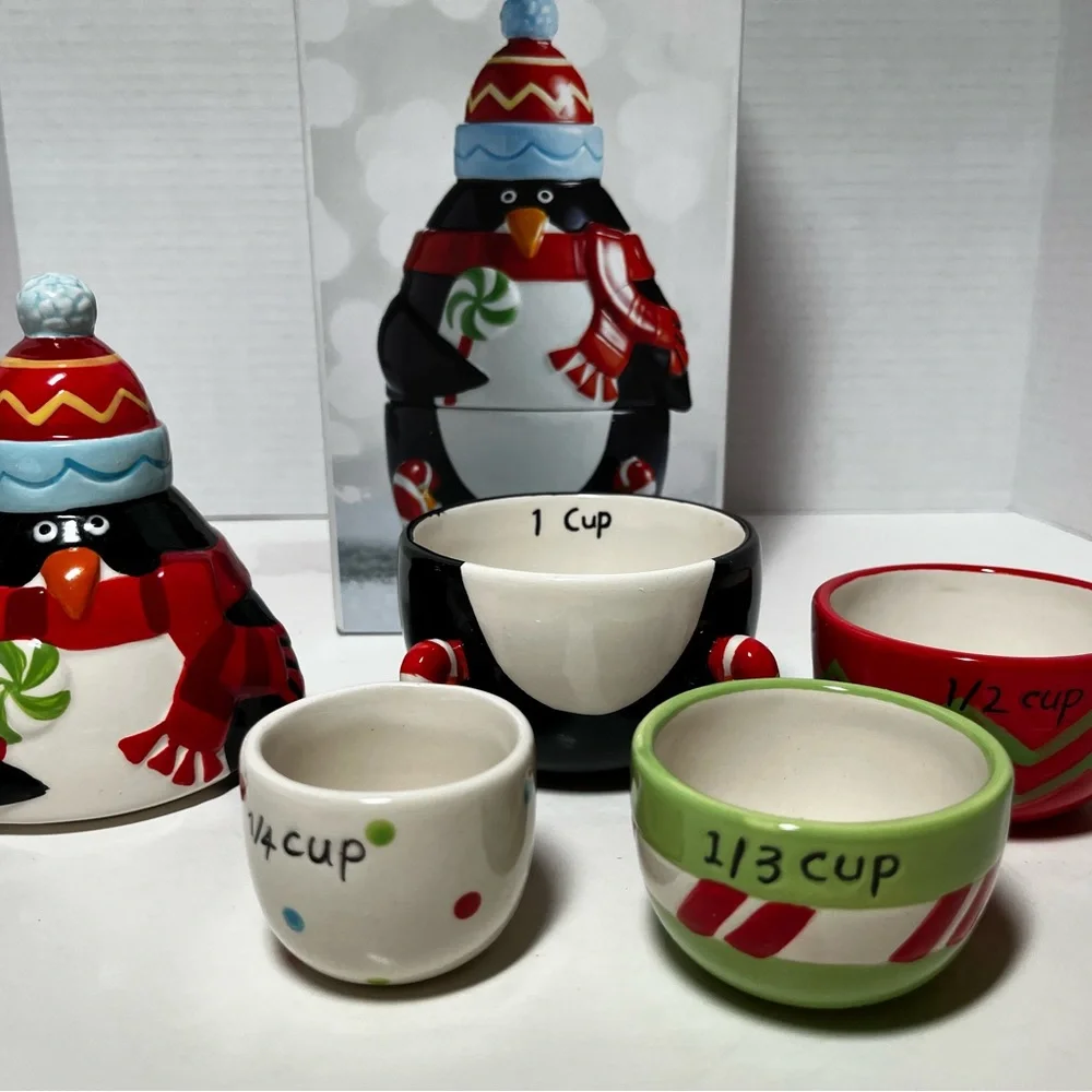 Pier 1 Imports Penguin Nesting Measuring Cups